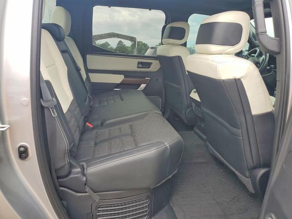 2024 TOYOTA TUNDRA Capstone