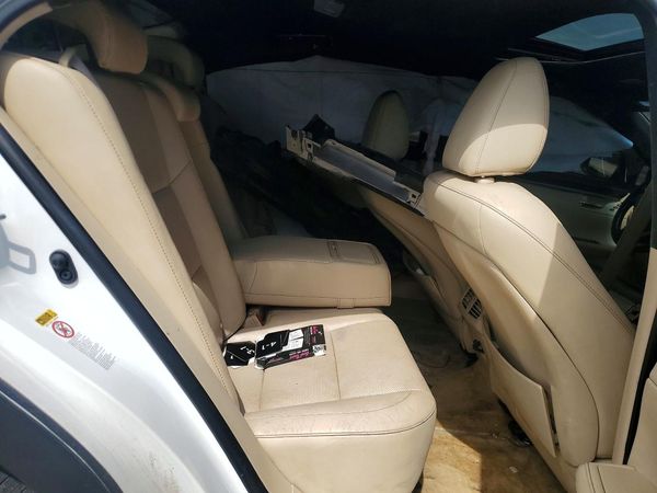2015 LEXUS ES