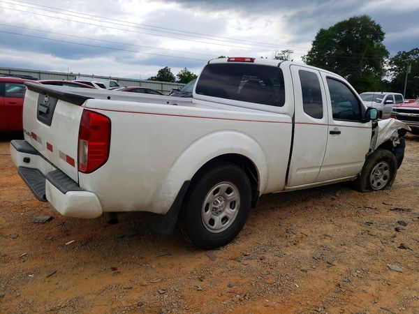 2020 NISSAN FRONTIER