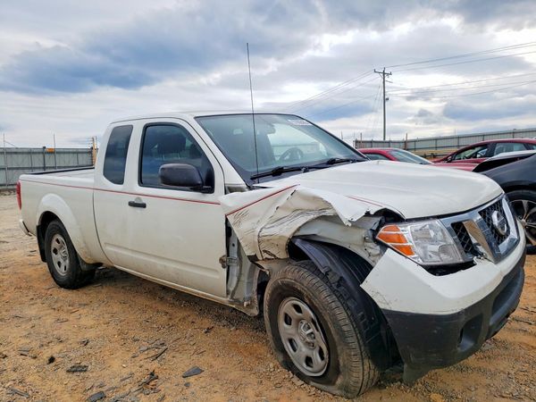 2020 NISSAN FRONTIER