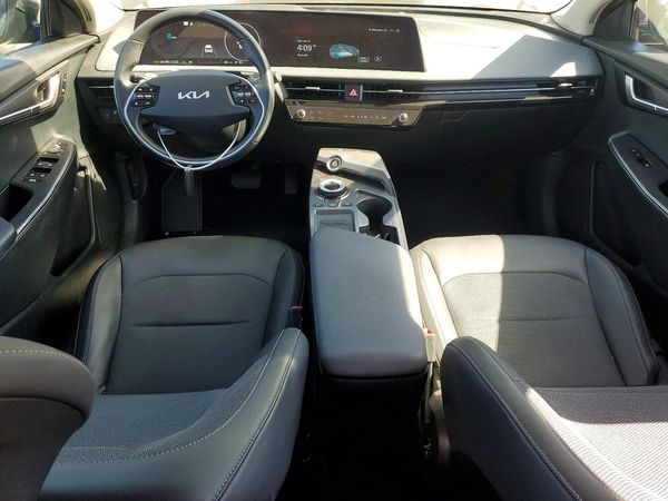 2024 KIA EV6 Light, Wind
