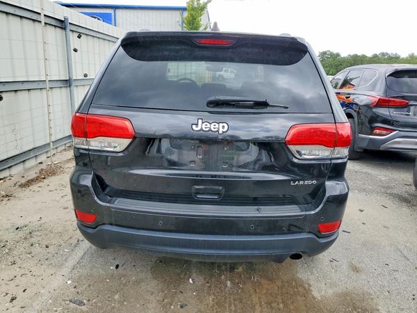 2018 JEEP GRAND CHEROKEE LAREDO 4X2