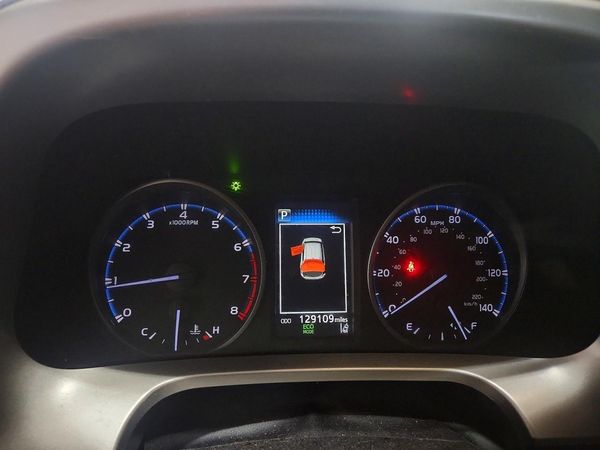 2018 TOYOTA RAV4 Adventure/XLE
