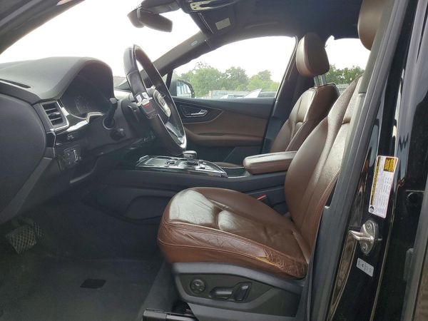2017 AUDI Q7 quattro Premium
