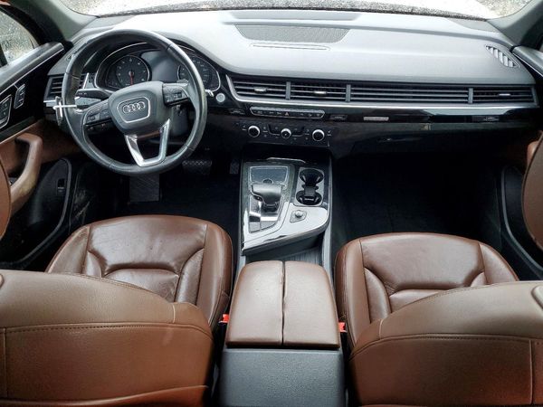2017 AUDI Q7 quattro Premium