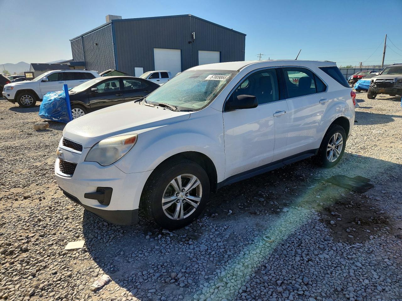 2015 CHEVROLET EQUINOX LS — Front 3/4