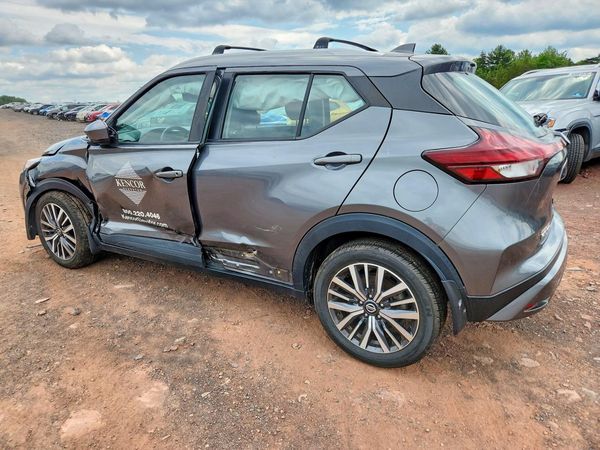 2021 NISSAN KICKS SV