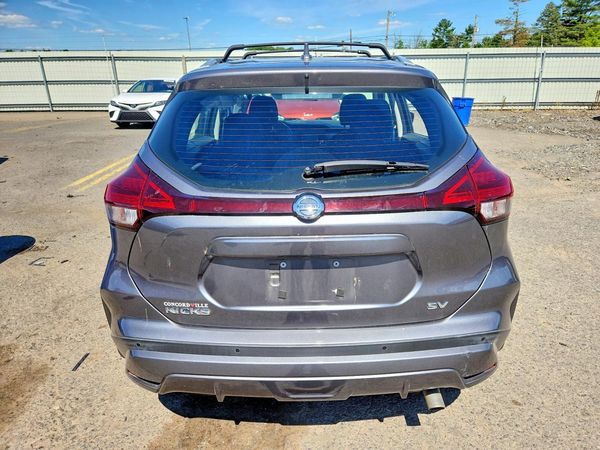 2021 NISSAN KICKS SV