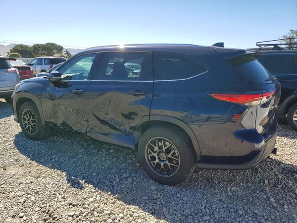 2021 TOYOTA HIGHLANDER XLE Nav