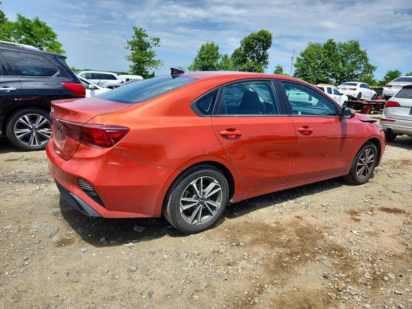 2022 KIA FORTE FE, LXS