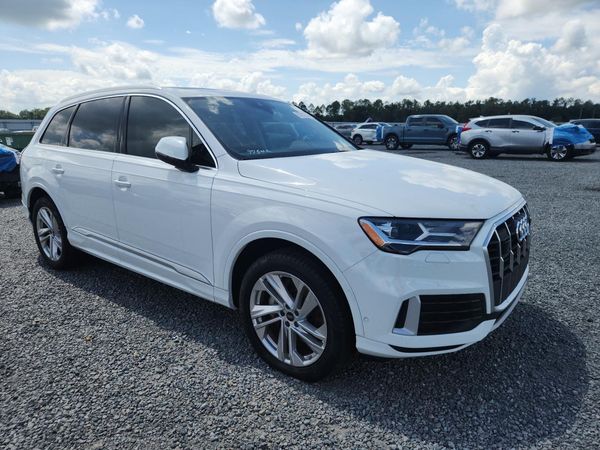 2023 AUDI Q7