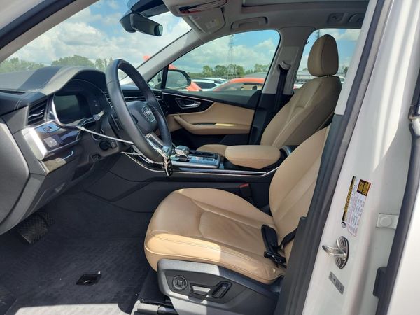 2023 AUDI Q7