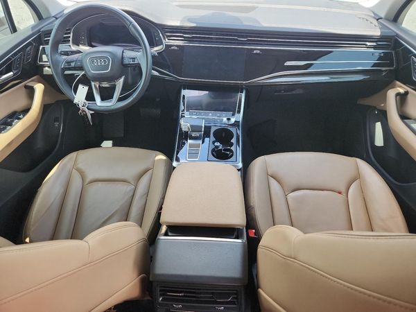 2023 AUDI Q7