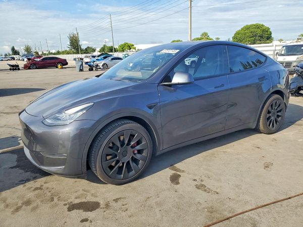 2020 TESLA MODEL Y