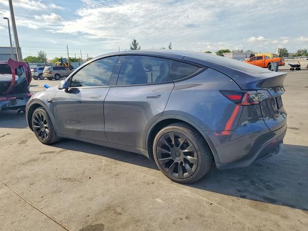 2020 TESLA MODEL Y