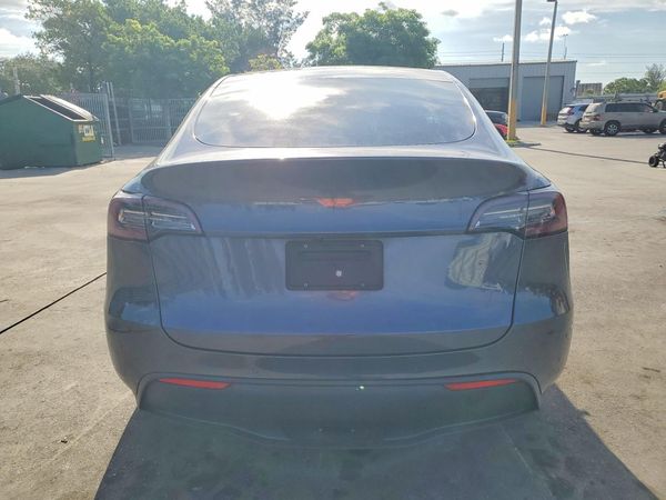 2020 TESLA MODEL Y