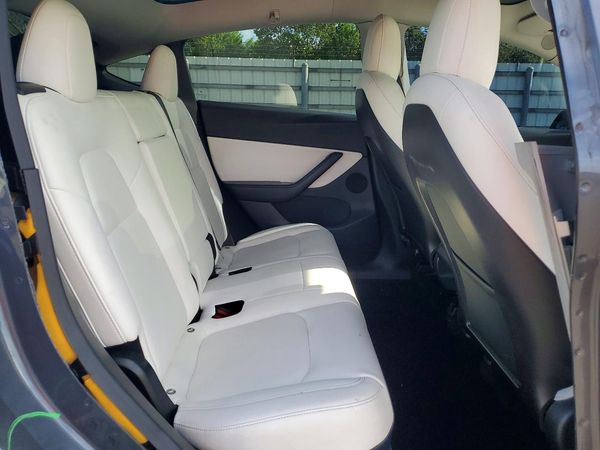 2020 TESLA MODEL Y