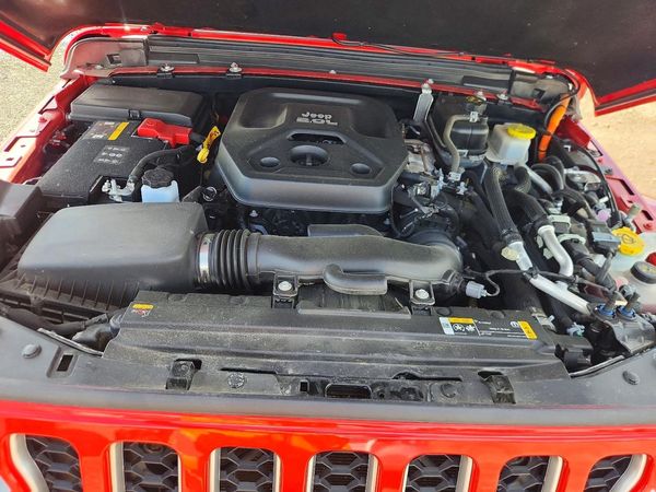 2022 JEEP WRANGLER UNLIMITED SAHARA 4XE