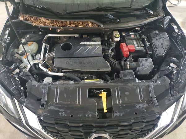 2023 NISSAN ROGUE SV — Engine bay