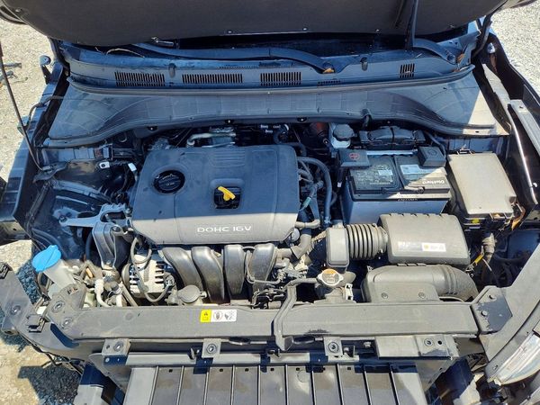 2018 HYUNDAI KONA SEL with Tech Pkg
