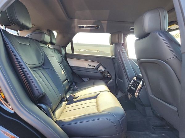 2024 LAND ROVER RANGE ROVER SPORT P360 SE