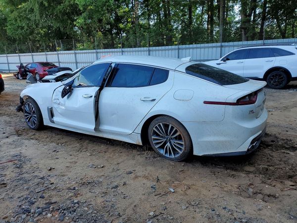 2019 KIA STINGER