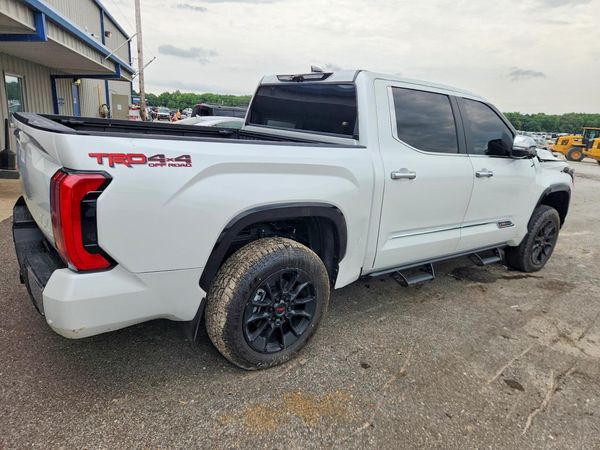 2026 TOYOTA TUNDRA