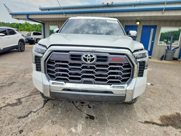 2026 TOYOTA TUNDRA