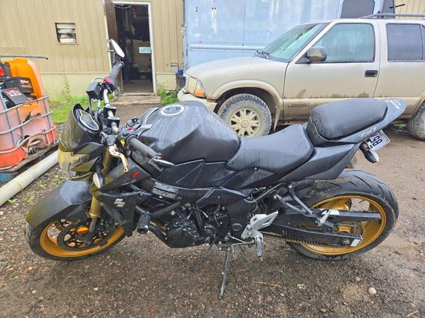 2015 SUZUKI GSXR750