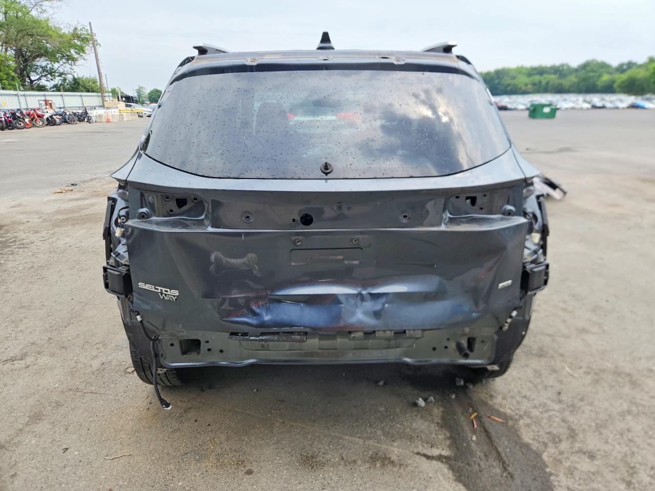 2024 KIA SELTOS S, X-Line