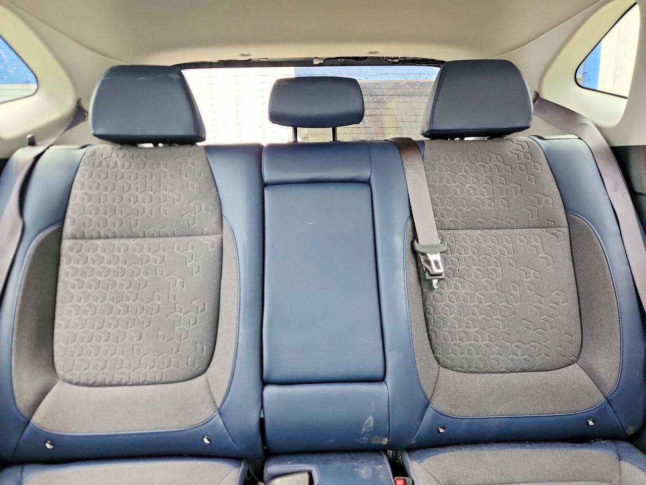 2024 KIA SELTOS S, X-Line