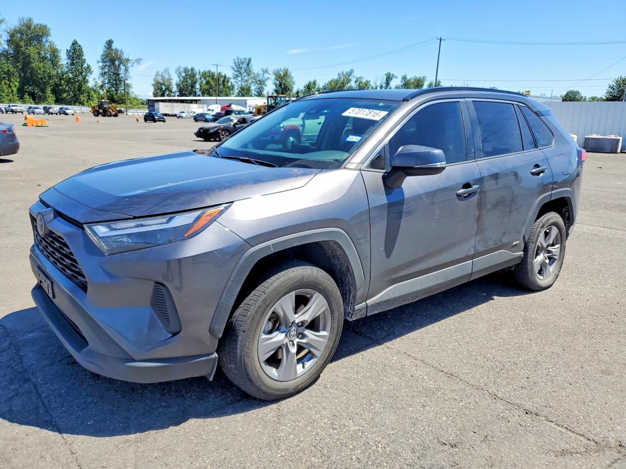 2022 TOYOTA RAV4 XLE