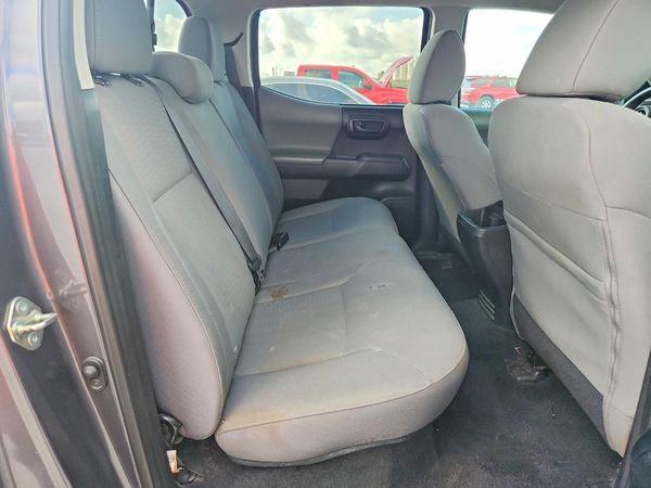 2019 TOYOTA TACOMA SR5