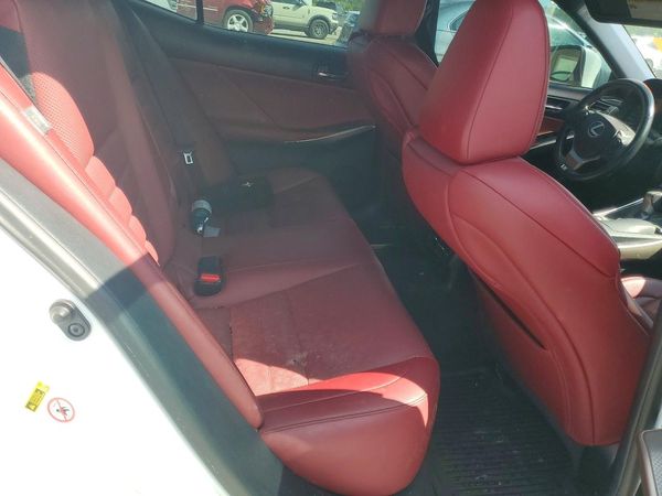 2015 LEXUS IS