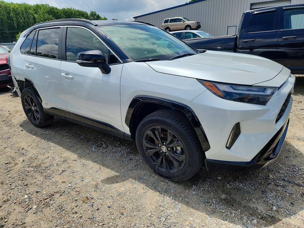 2023 TOYOTA RAV4 XSE