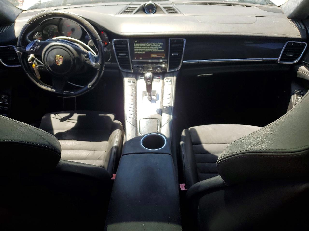 2016 PORSCHE PANAMERA