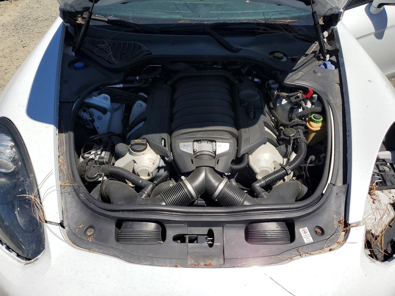 2016 PORSCHE PANAMERA