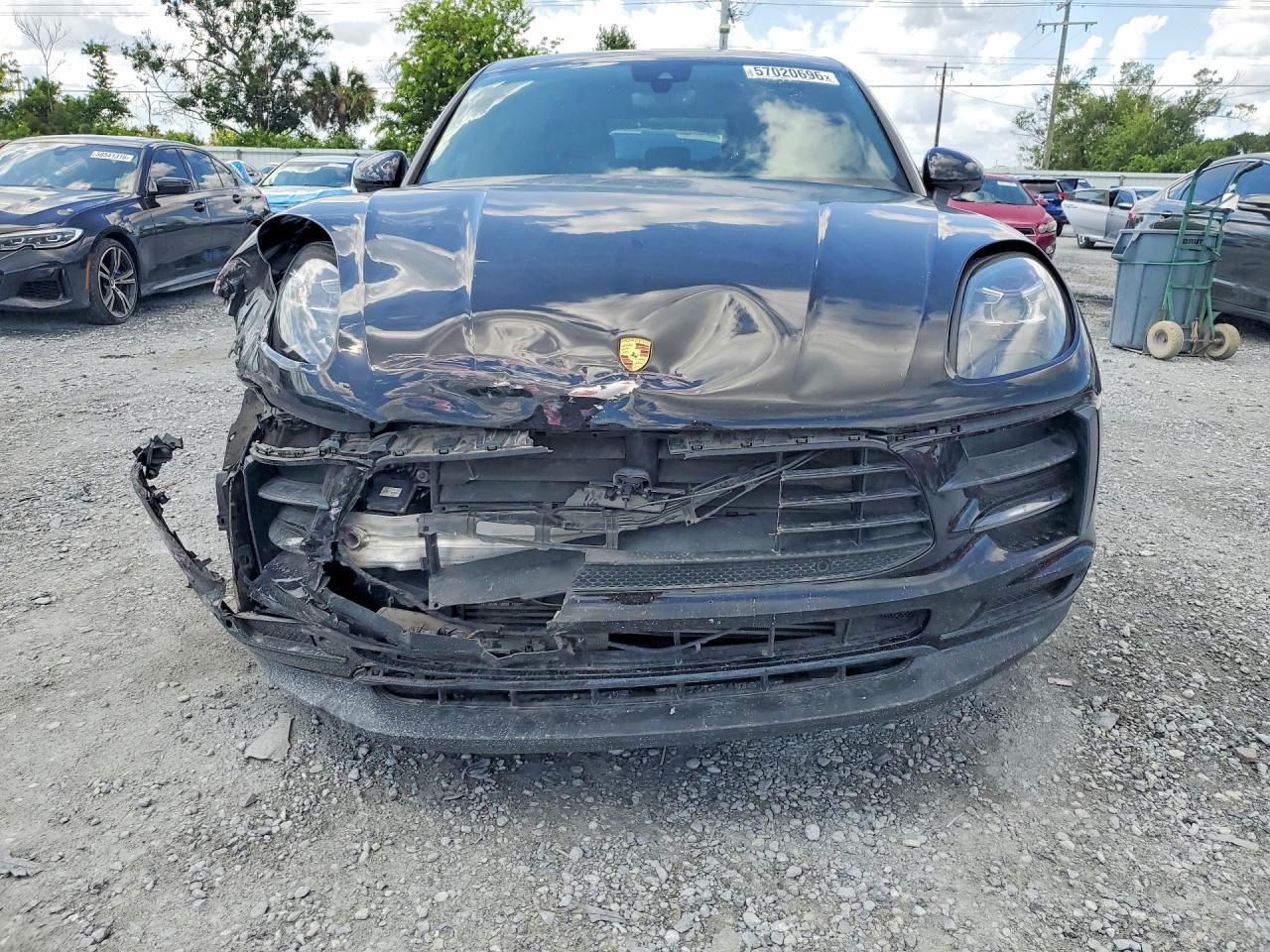 2021 PORSCHE MACAN Base