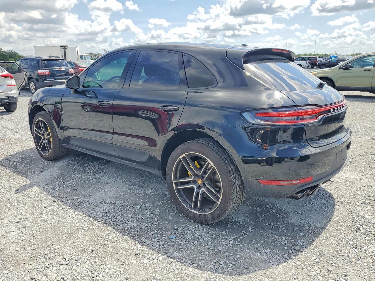 2021 PORSCHE MACAN Base