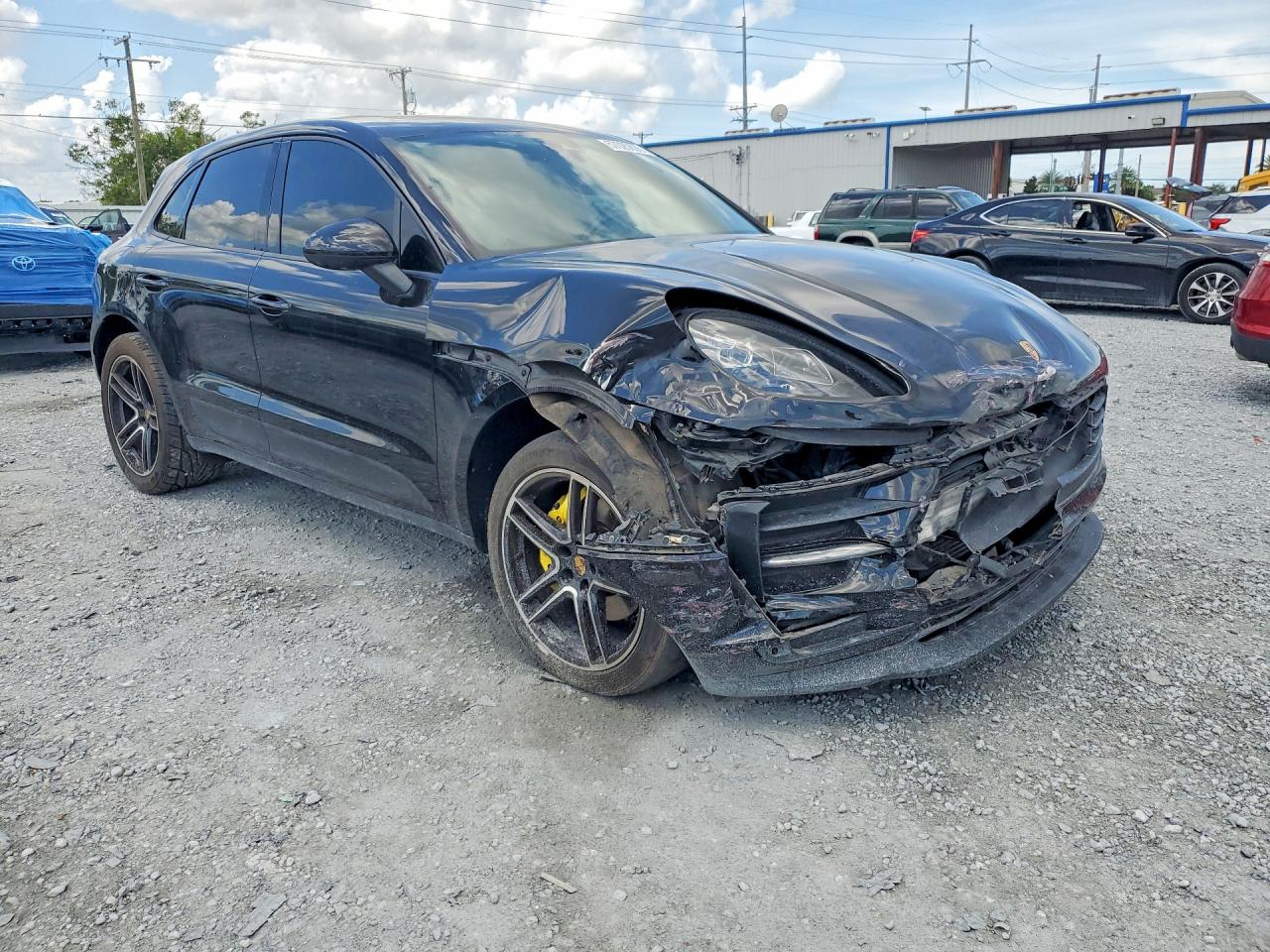 2021 PORSCHE MACAN Base