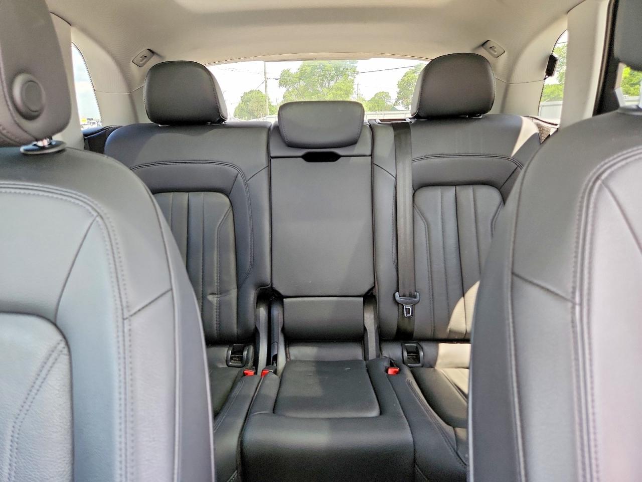 2019 AUDI Q5 quattro Premium Plus