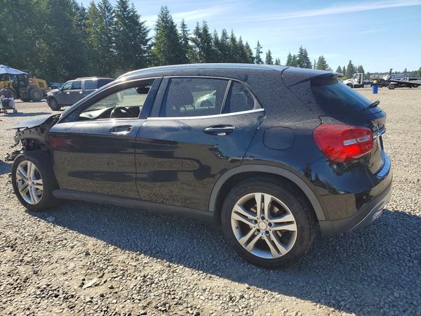 2015 MERCEDES-BENZ GLA GLA250