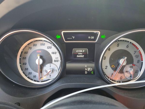 2015 MERCEDES-BENZ GLA GLA250