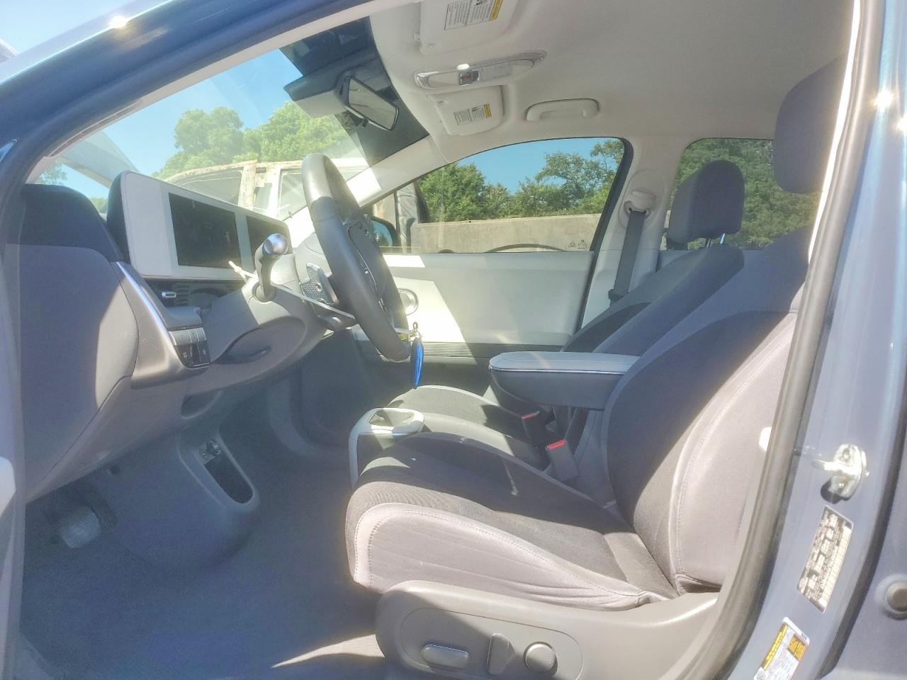 2022 HYUNDAI IONIQ 5 SE