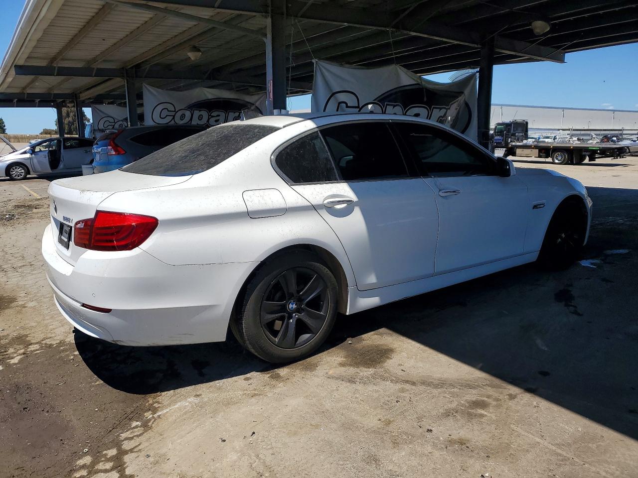 2013 BMW 528