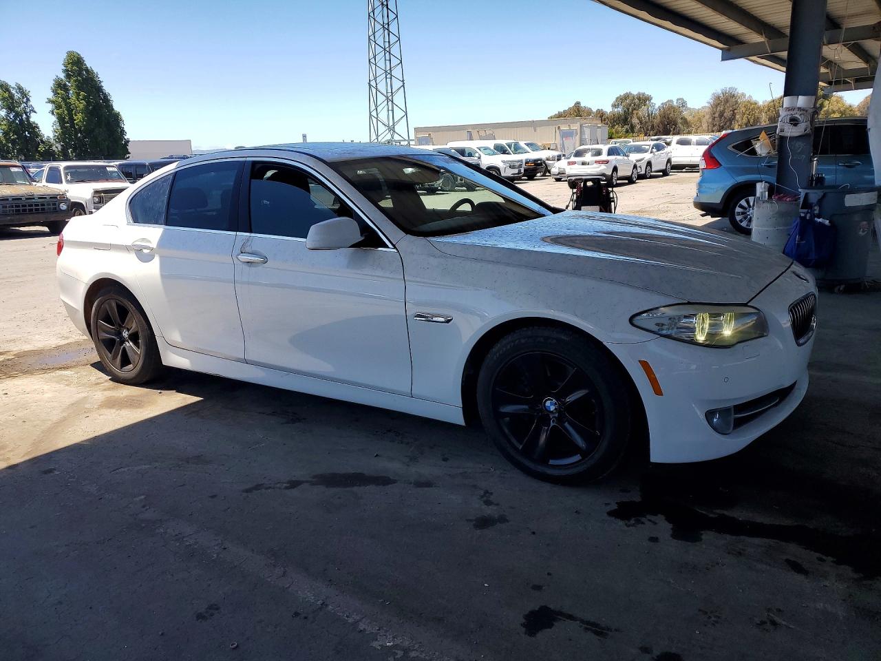 2013 BMW 528