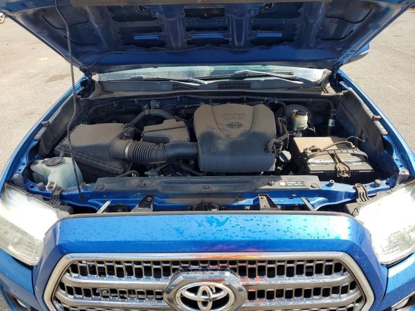 2016 TOYOTA TACOMA