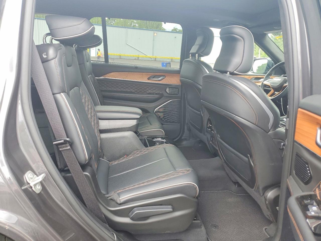 2023 JEEP GRAND CHEROKEE L SUMMIT 4X4