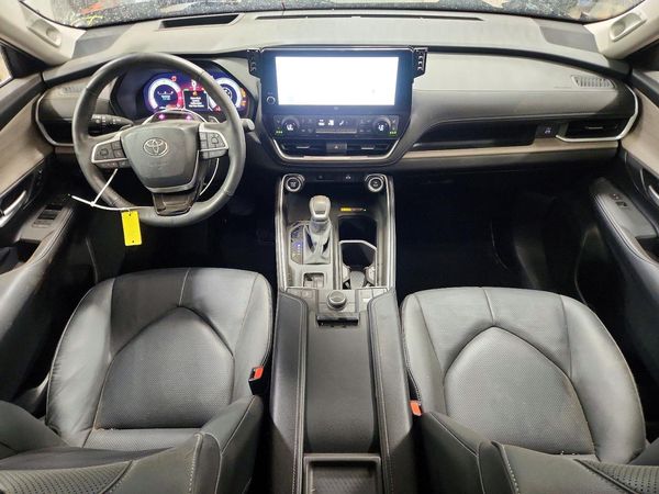 2026 TOYOTA GRAND HIGHLANDER