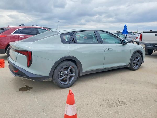 2026 KIA K4 LX, LXS